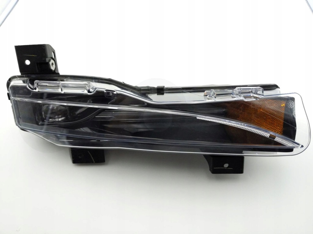 Купити Tesla model s x 2022- протитуманна фара led правий 156371100b