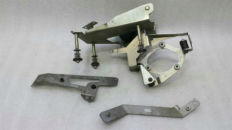 Купить Mercedes cls w219 насос holder-bracket a1561400485 carrier