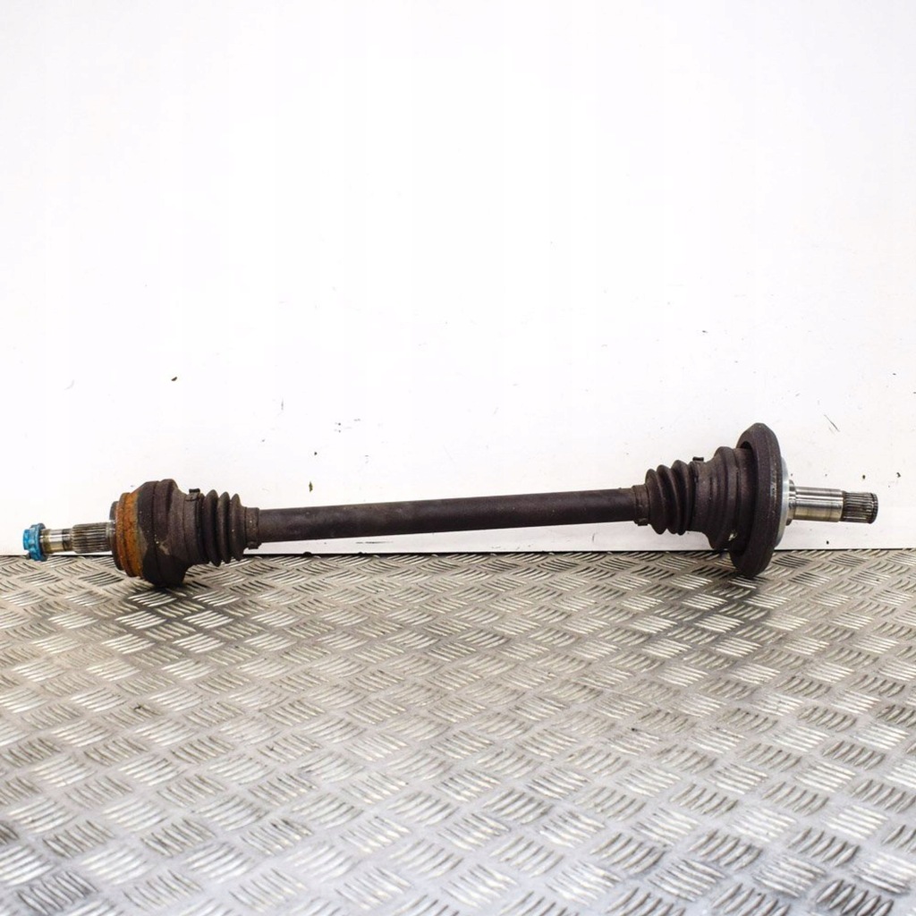 фото №1, Mercedes-benz e w213 2017 ліва сторона привідний вал задня