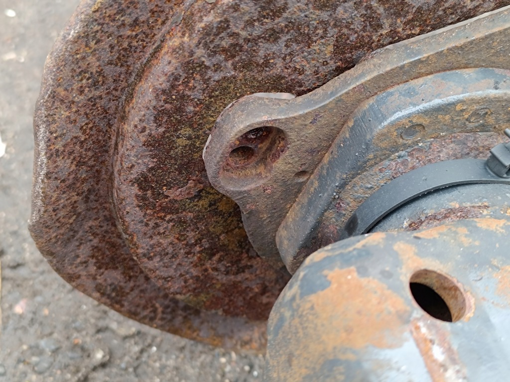 Корпус заднего мост iveco daily 06-14 35c 50c балка моста малый датчик с Разборки