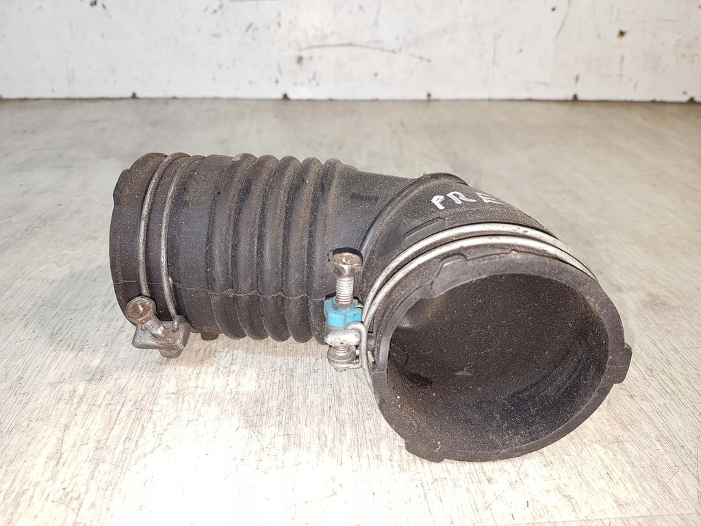 фото №2, Воздухозаборник труба всасывающая воздуха toyota previa 2.2td