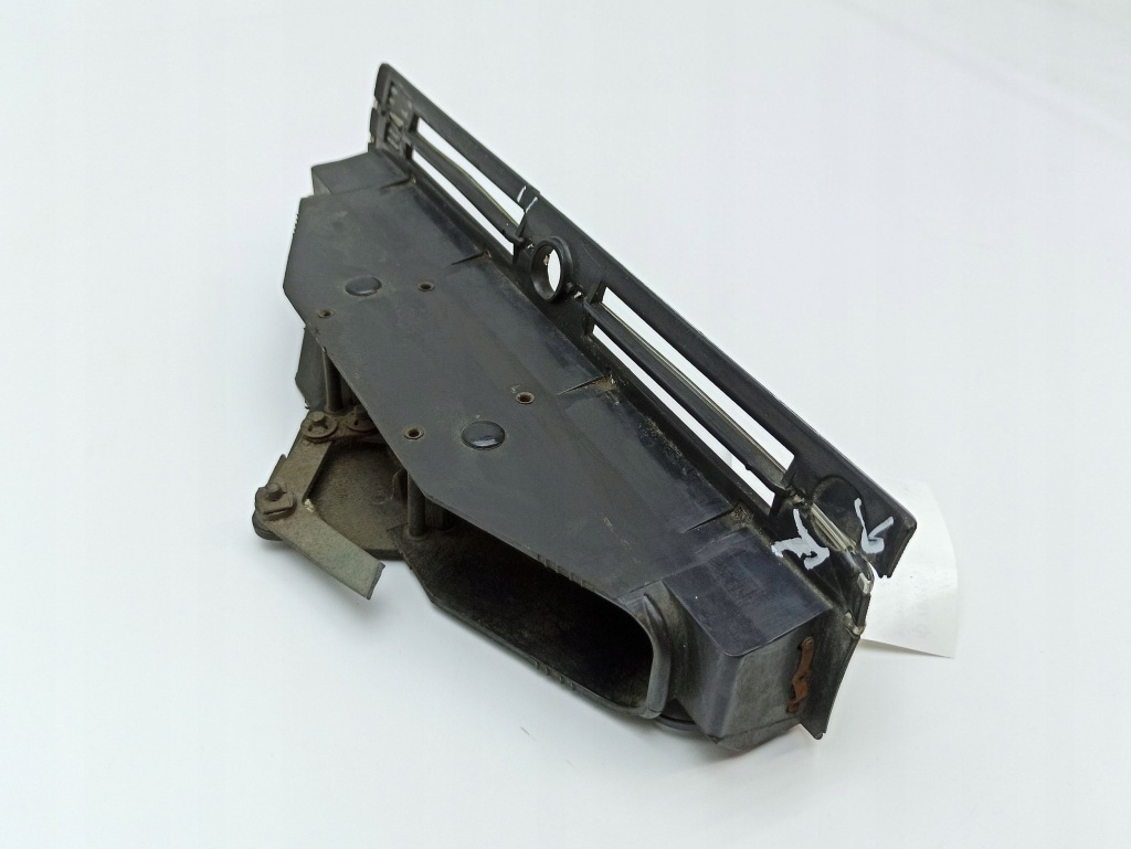 Рамка панель вентиляции mercedes-benz compakt w115 1158300003 в Украине