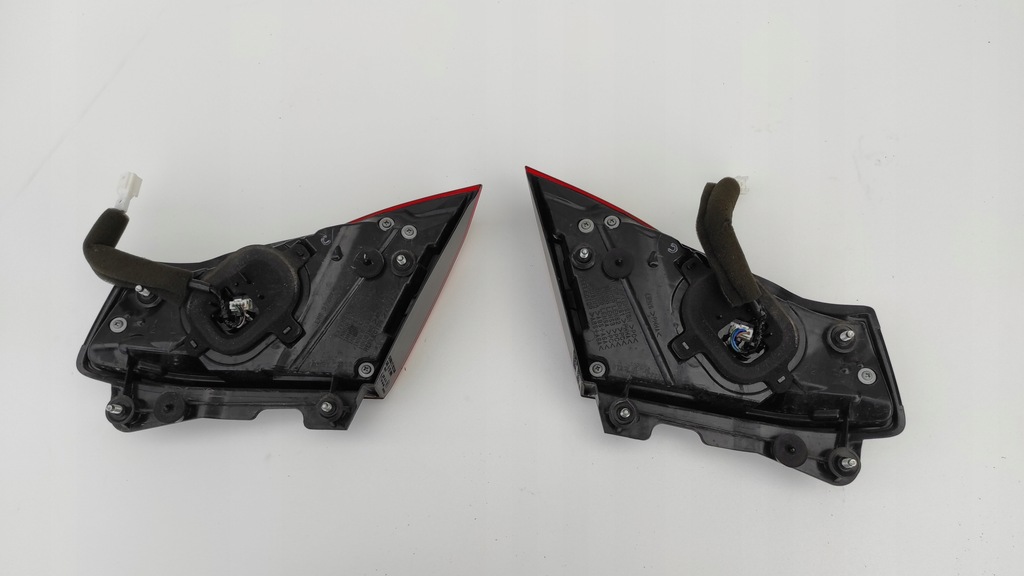 фото №12, Лампа w крышка правая левая задняя infiniti q70 lift