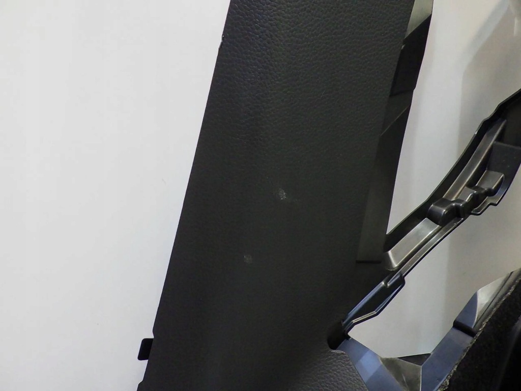 фото №7, Honda jazz v 2021 обшивка багажника правий 84601-tza