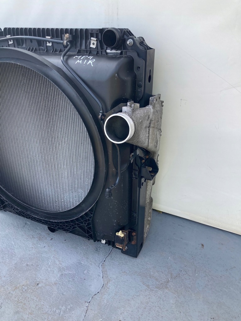 фото №7, Mercedes actros mp4 комплект радіатор радіатор a9605002701 a9605000002