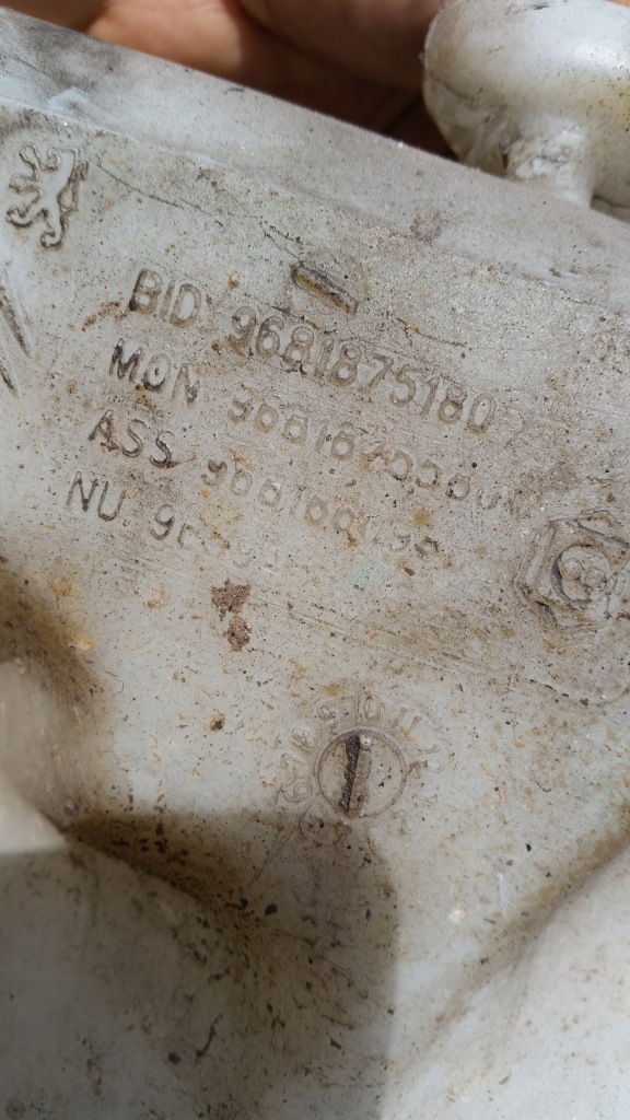 фото №4, Citroen c4 picasso бак рідина омивача