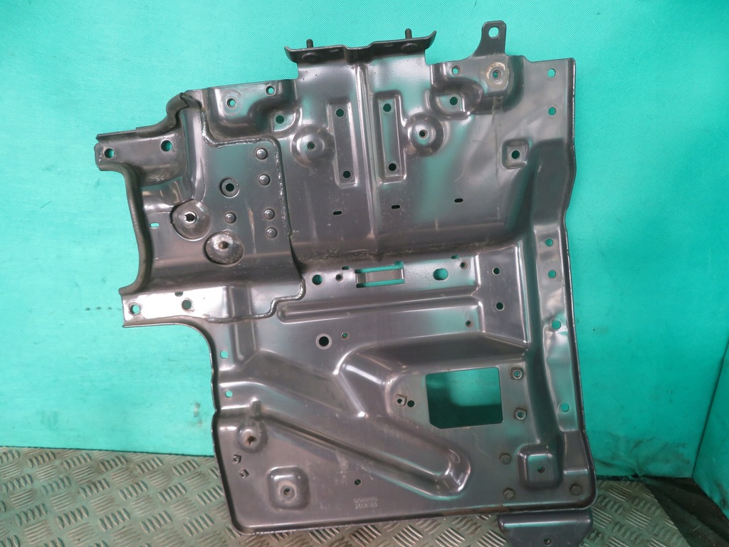 фото №7, Кронштейн лист кронштейн крила scania g410 23r