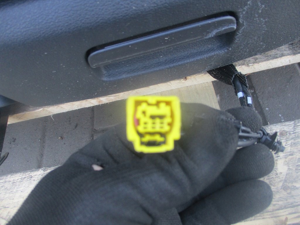 фото №8, Сидіння лівий перед vw tiguan i