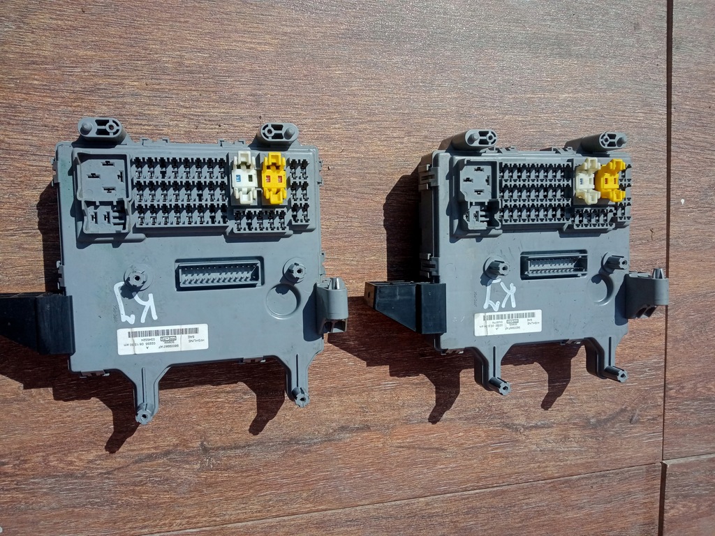 фото №7, Jeep cherokee kj 01-07r коробка запобіжників 56010436ae