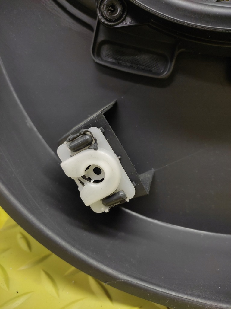 фото №8, Vw golf v plus оббивка двері правий перед 5m0868080