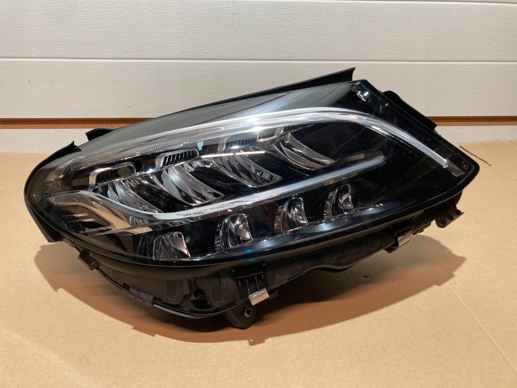 Купить Фара правая передняя mercedes w205 рестайлинг  full led