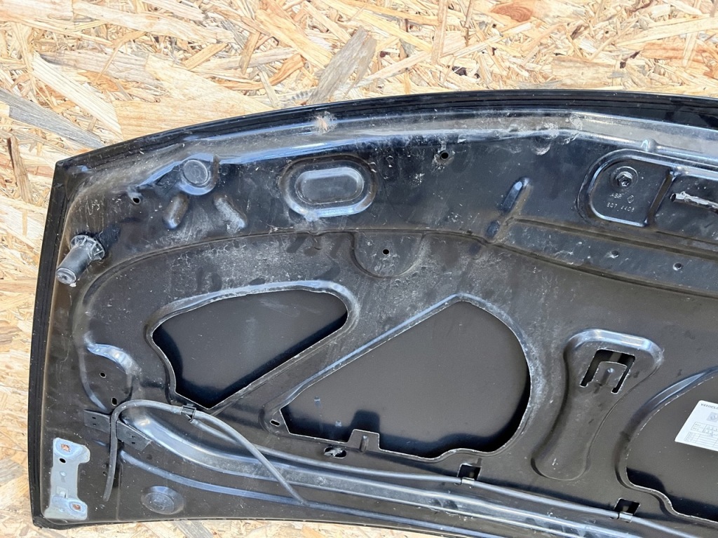 Капот кришка двигуна renault clio 3 3 код лакофарбового покриття: nv676 Ціна