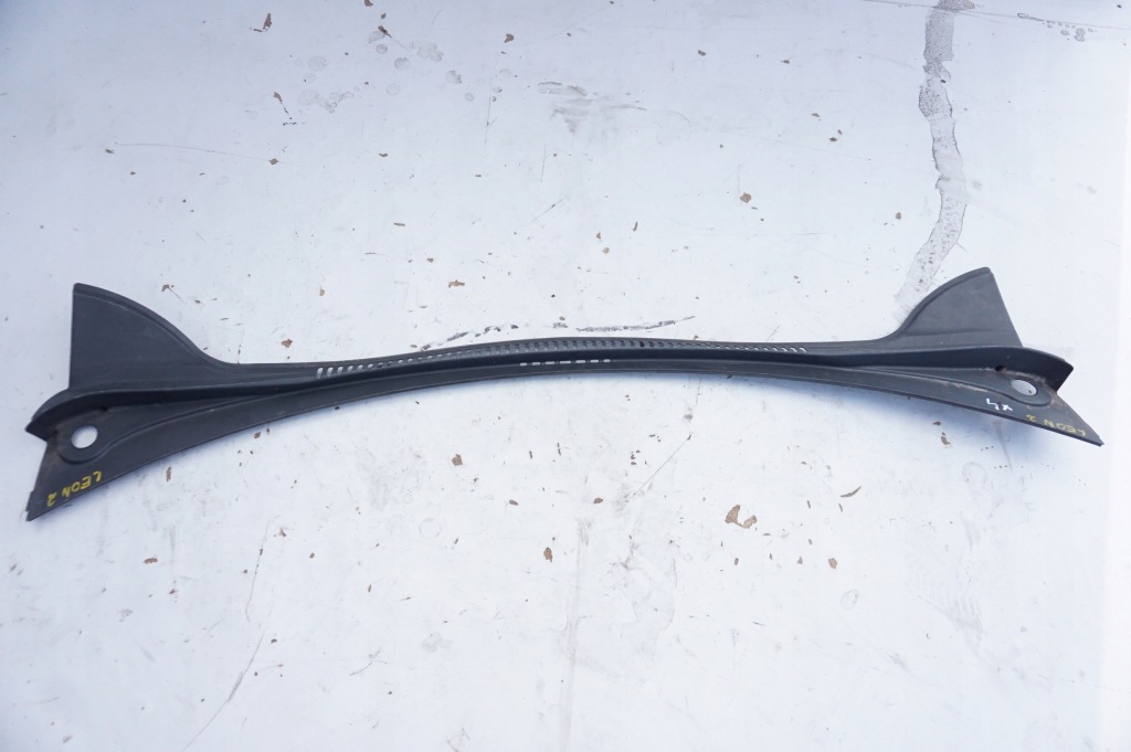 фото №1, Жабо seat leon 2