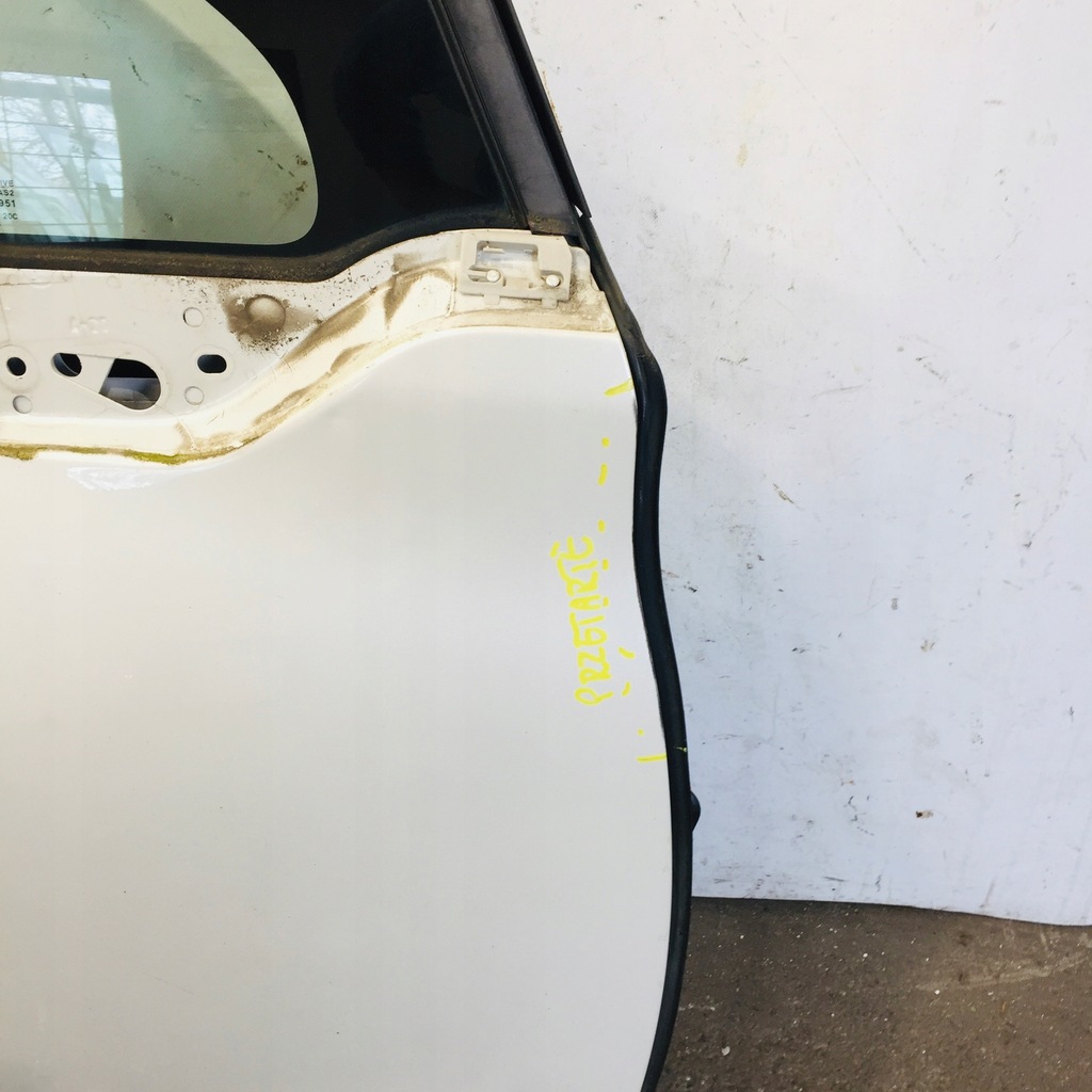 фото №5, Двері праве передні kwe peugeot 2008 #138