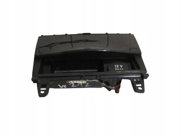 фото №1, Попільничка mercedes w204 a2046801350