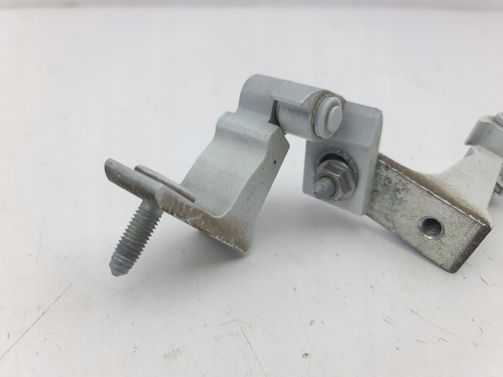 фото №6, Audi a4 s4 b9 петли дверь передних 2017