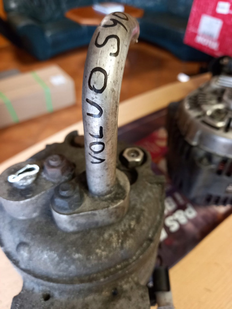 фото №6, Компрессор компрессор кондиционера volvo s40 i 1.8 16v 8708581