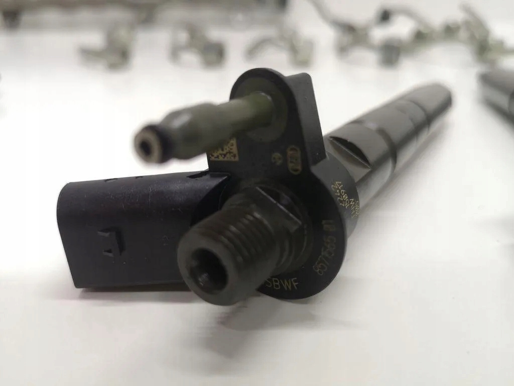 Купити Комплект форсунок bmw 7 g11, g12 857156501 3.0l дизель 195kw 2015