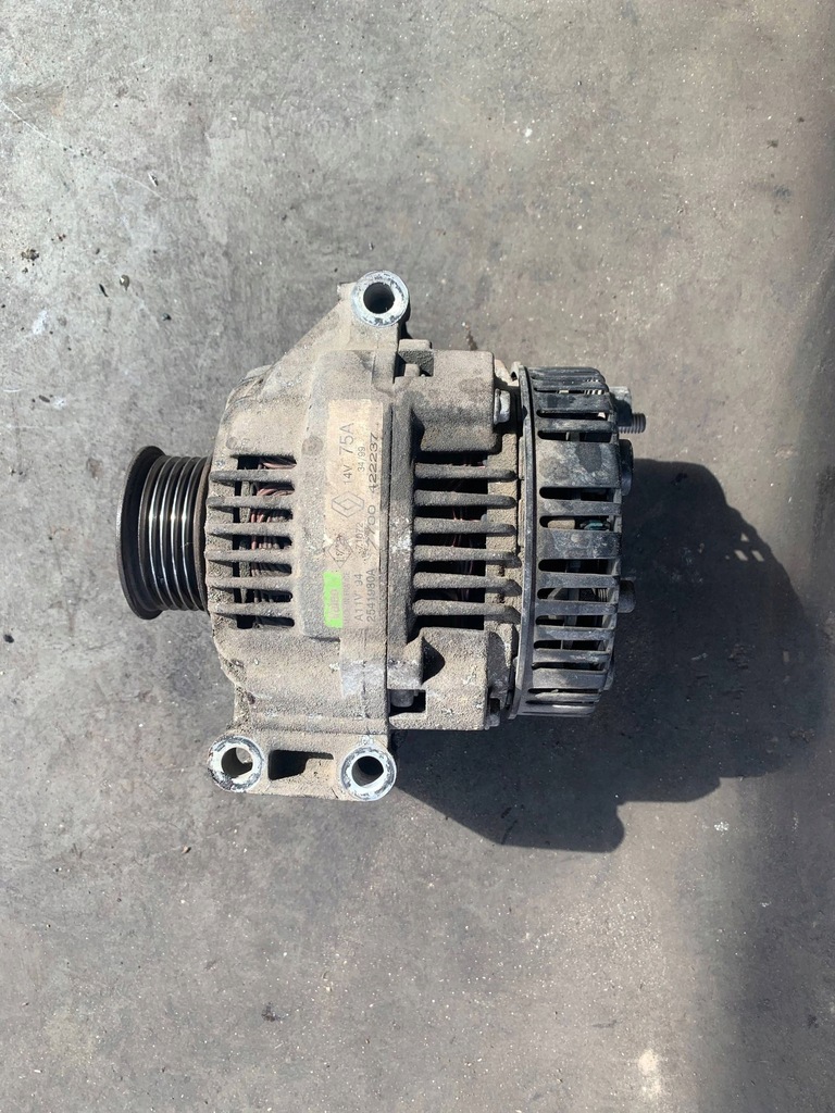 фото №1, Генератор renault scenic i 2541980a