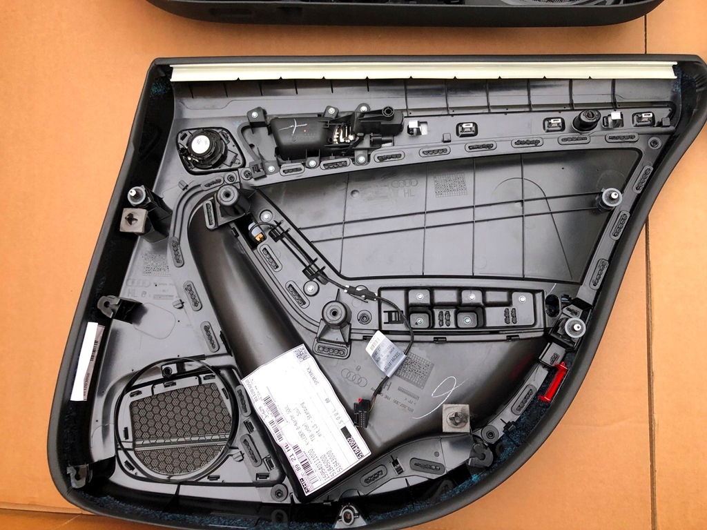 фото №11, Обшивки двері набір задня перед лівий правий a5 lift