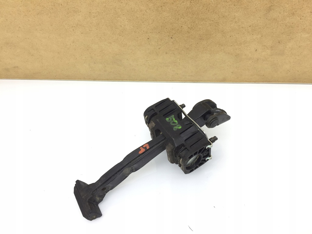 фото №1, Peugeot 508 ограничитель дверь левый перед