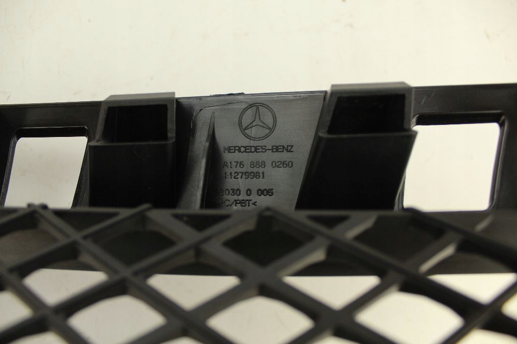 фото №10, Решітка радіатора решітка радіатора mercedes a-klasa w176 a1768880260