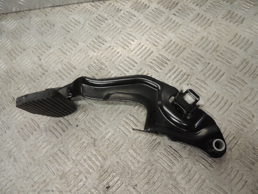 фото №3, Peugeot 2008 lift педаль тормоза