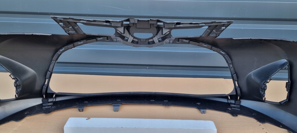 фото №8, Toyota yaris iii lift бампер перед оригинал c299