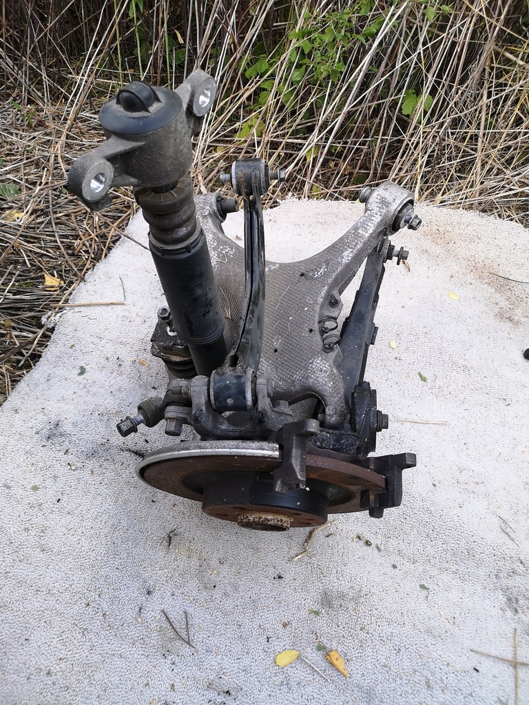 фото №13, Полный подвеска левый задняя volvo v60 ii 18r правый задняя комплект рычаг