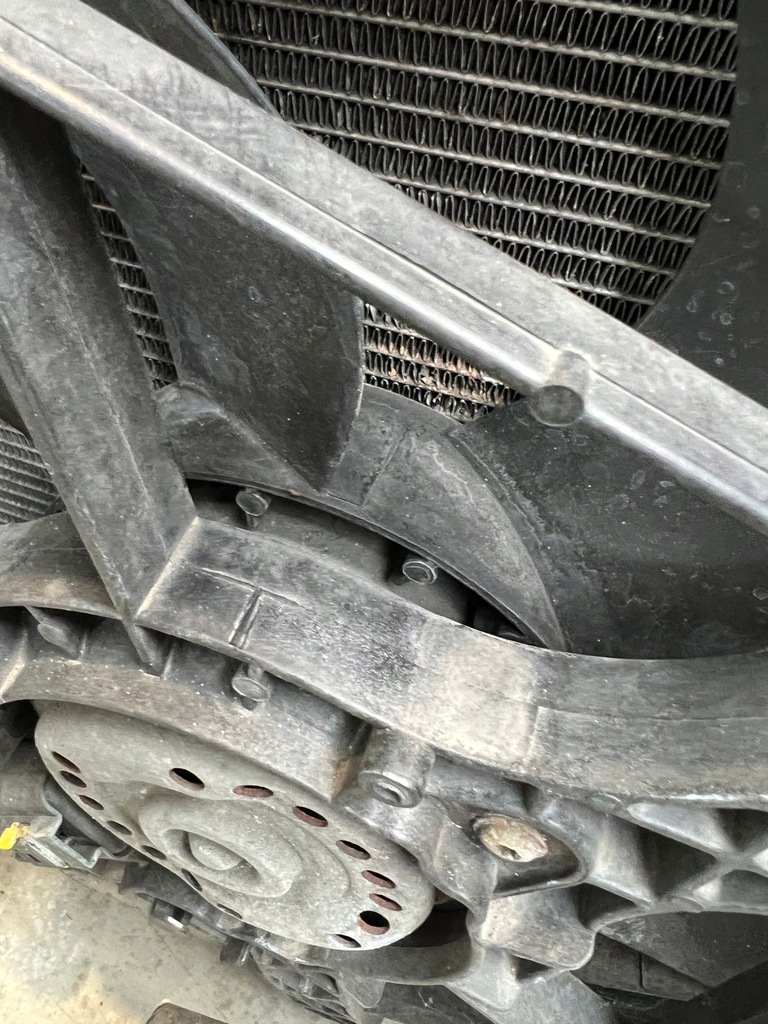 фото №16, Pas передній радіатор opel combo 1.6 jtd механічна коробка передач