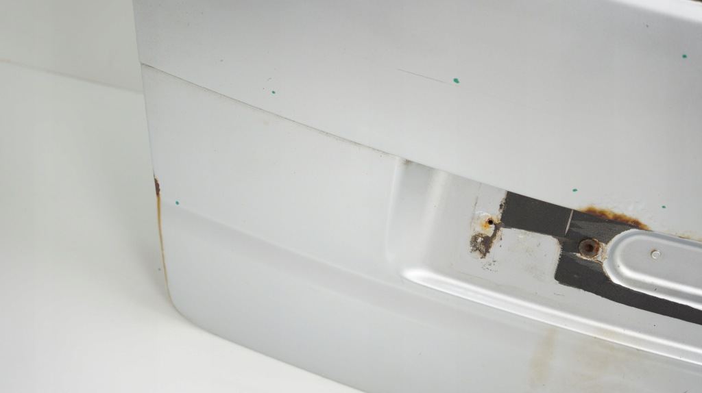 фото №5, Кришка багажника багажника задня vw touran i 03-06r la7w