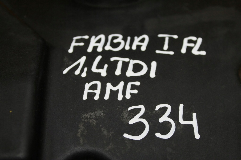фото №7, Крышка клапанов fabia i fl 045103475c 1.4 tdi
