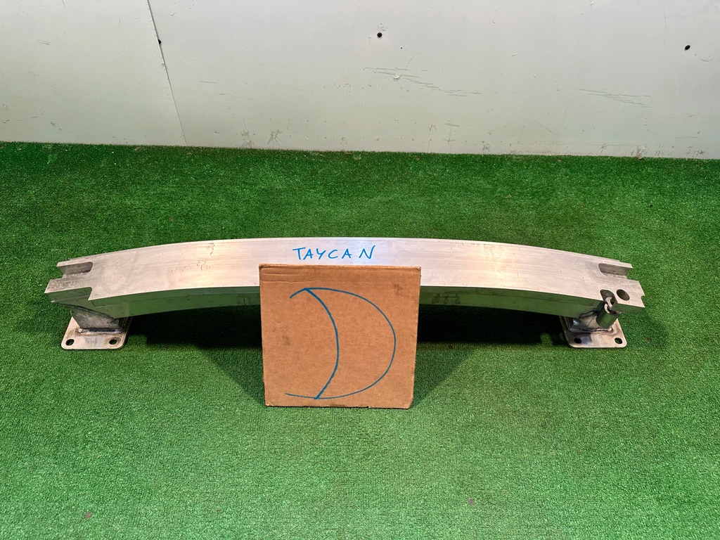 фото №8, Porsche taycan 9j1 балка задня задня підсилювач