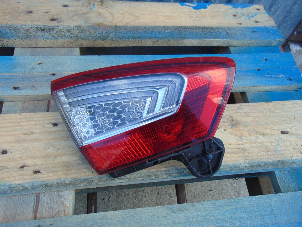 фото №1, Лампа ліва w кришка задня ford mondeo mk4 lift hb led 2010-2014