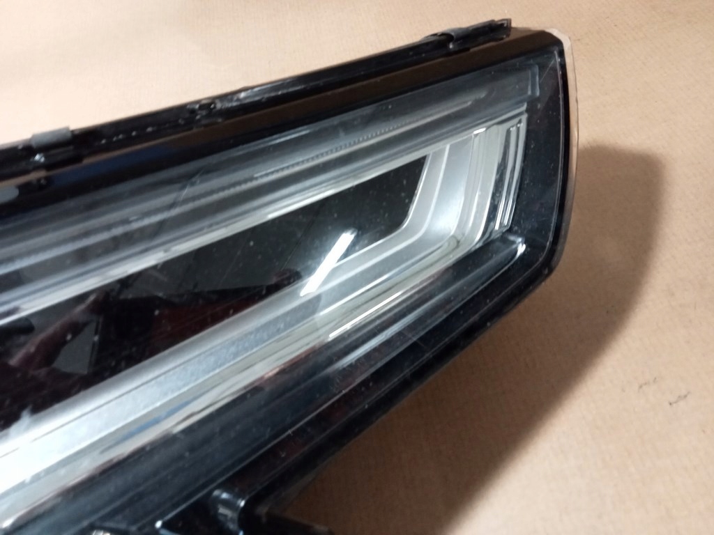 фото №6, Audi a4 s4 b9 8w - лампа фара правый перед 8w0941034