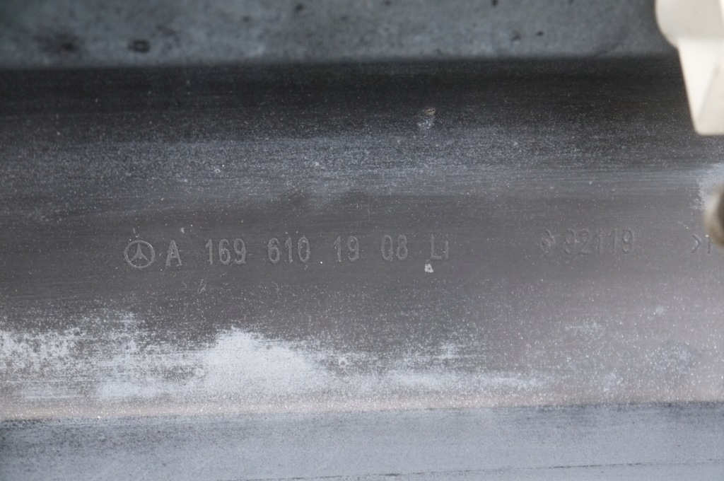 фото №12, Mercedes-benz оригінальний номер a1696101908 молдинг поріг накладка