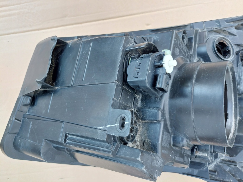 фото №8, Vivaro b trafic iii лампа права передня перед eu