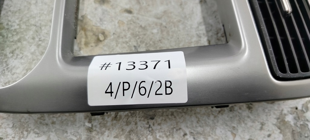 фото №6, Honda stream i решётка обдув средняя рамка радио