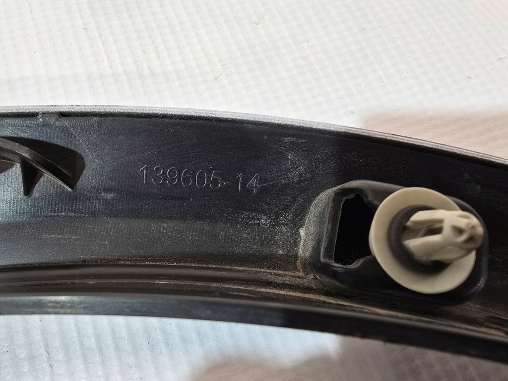 Молдинг накладка крила правий задній bmw x4 g02 f98 m-pakiet 139605-14 Зі Шроту