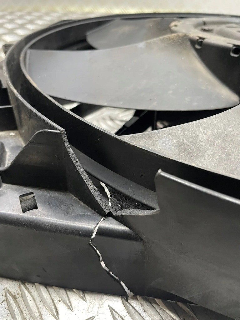 фото №7, Вентилятор радиатора mercedes w221 a2215000993