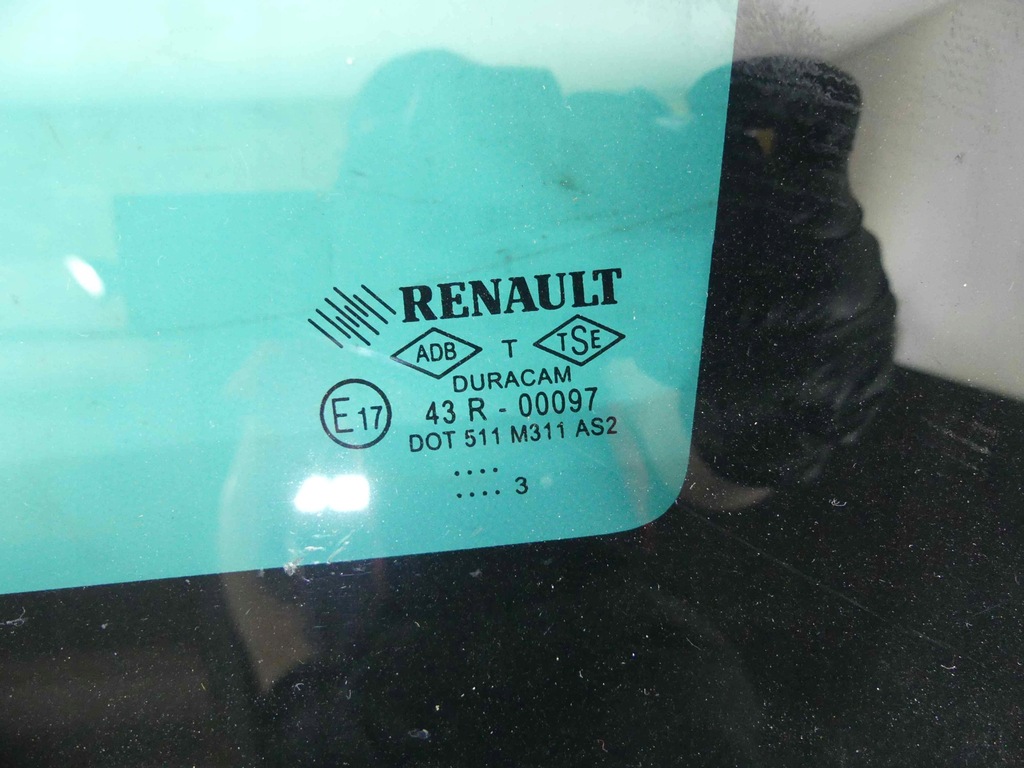 фото №2, Стекло кузовная задняя правая renault clio iv kombi