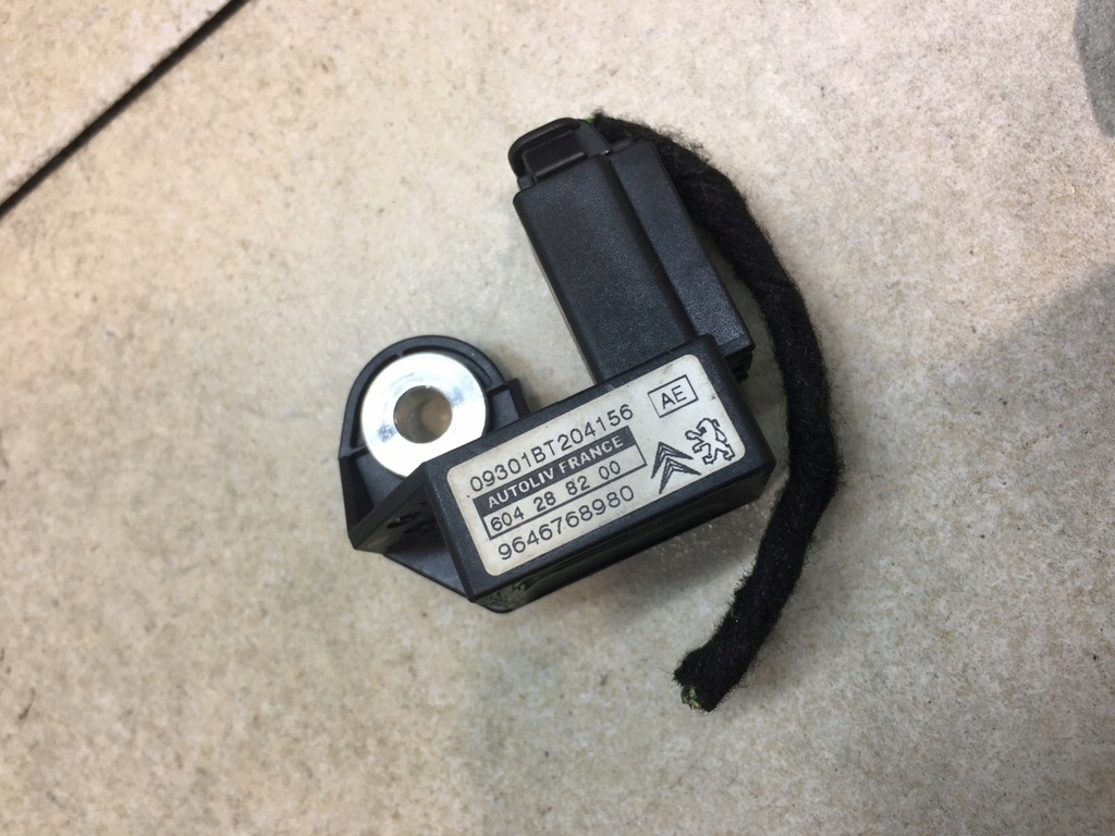 фото №4, Датчик удара citroen c4 i 1.4 16v 9646768980