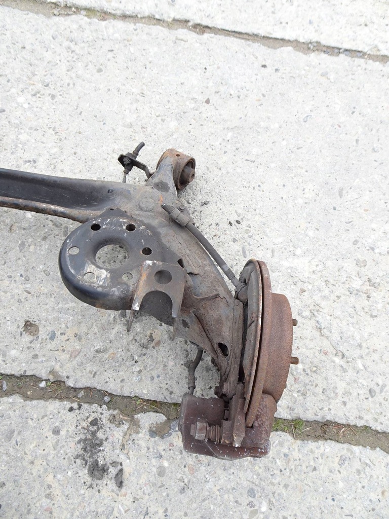 фото №9, Балка задняя подвеска toyota verso 09-18r.