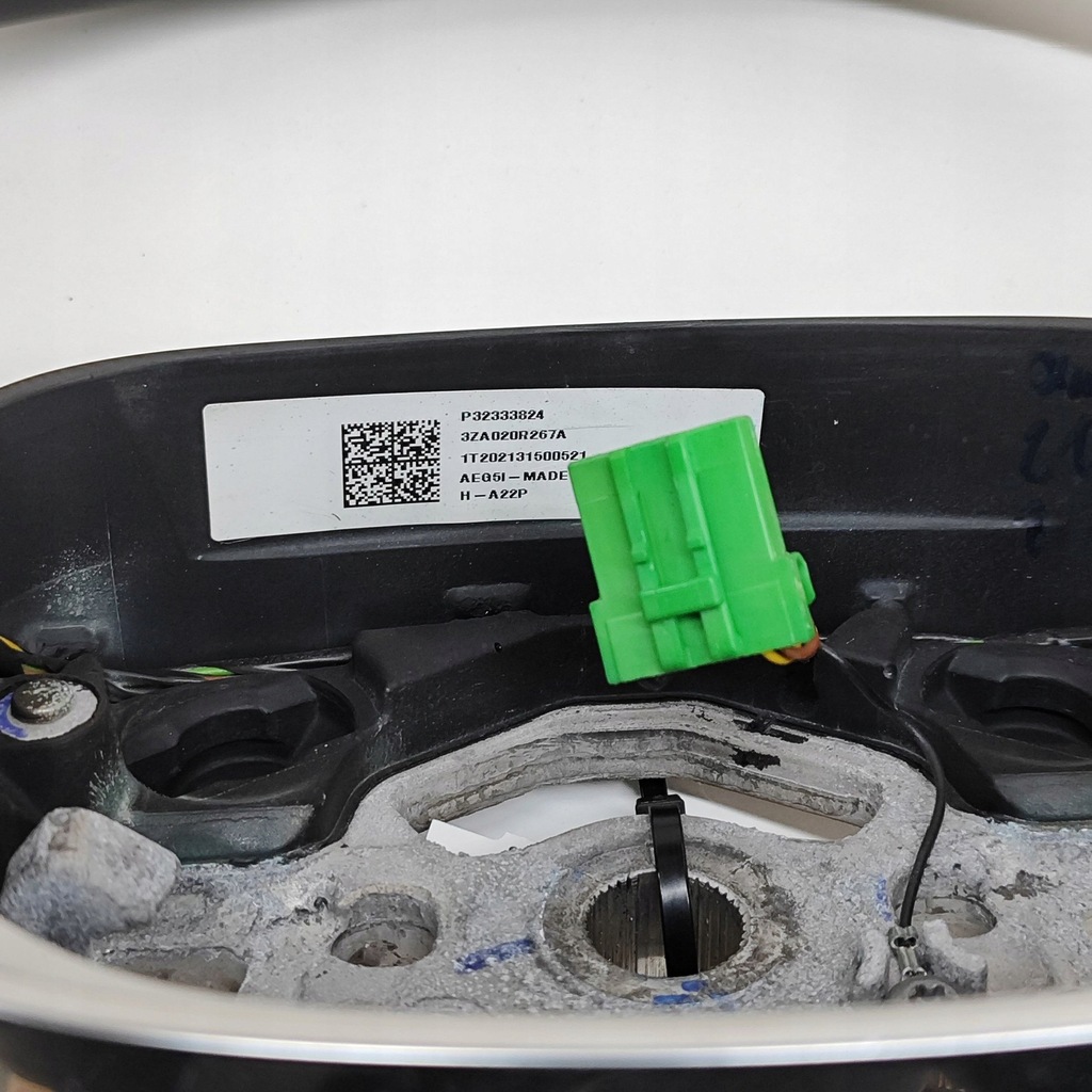 фото №9, Polestar 2 2022 воздуховод