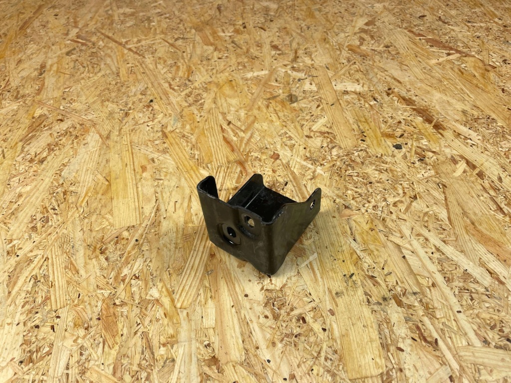 фото №7, Кронштейн кронштейн кронштейн поперечина mercedes w205 w253 a2056261300