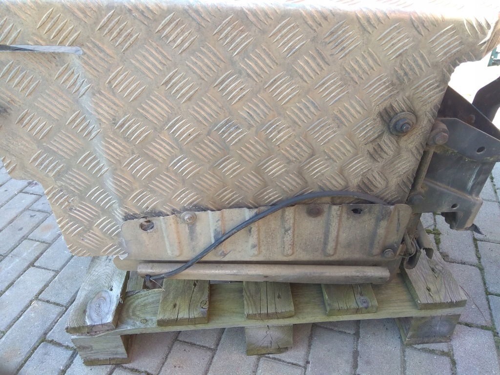 фото №4, Катализатор гаситель выхлоп scania r e3