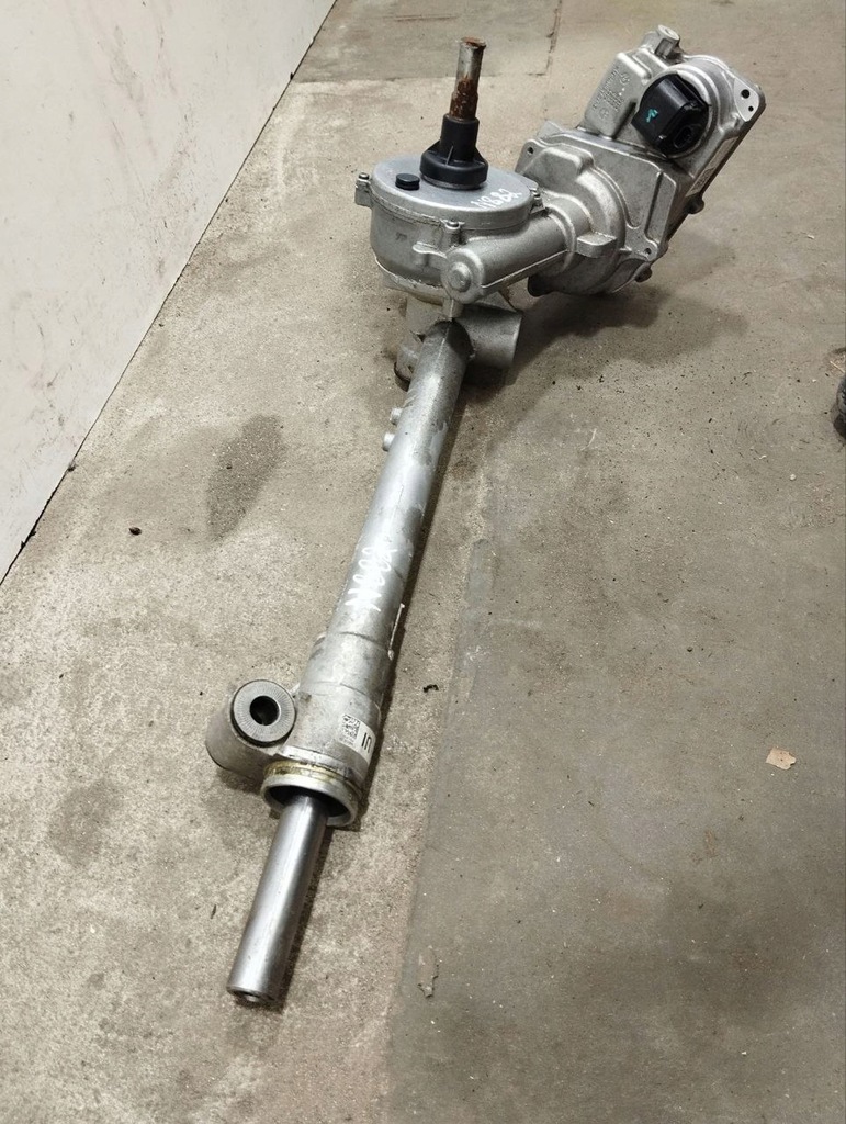 фото №6, Bmw i3 2015 рулевое управление рулевые