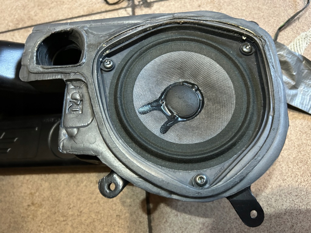 фото №4, Динамік bose перед правий audi a8 d2 lift