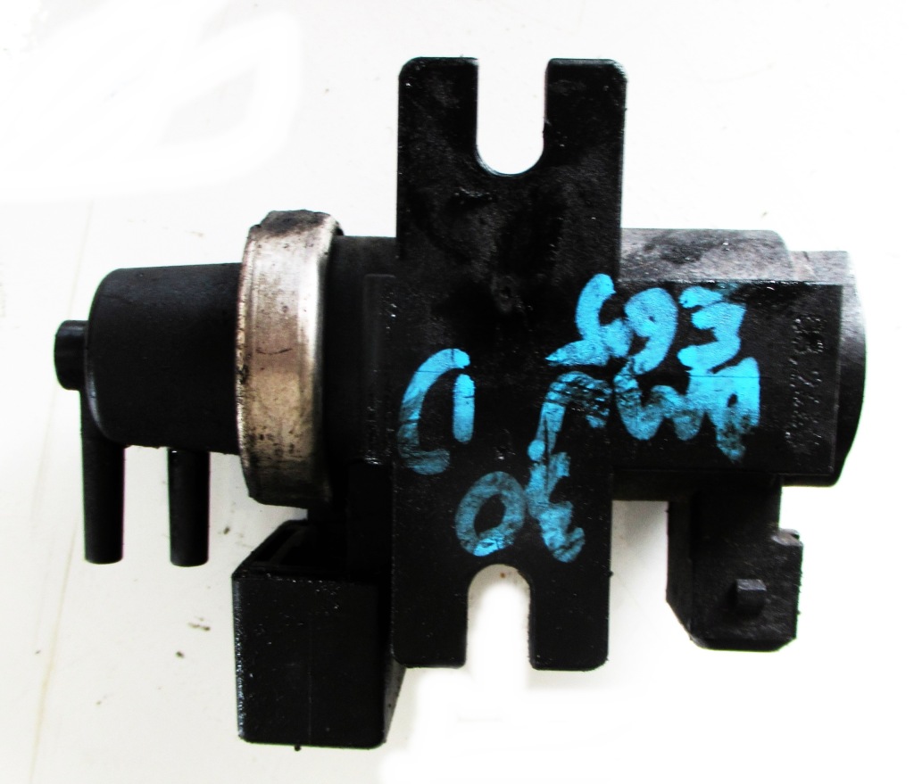 фото №1, Bmw 7 e65 3.0 d клапан вакуумa