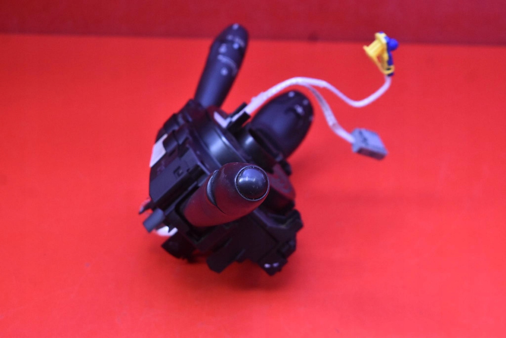 фото №6, Переключатель комбинированный подрулевой переключатель 96601437xt citroen c3 1 i 5d hb lift 05-09